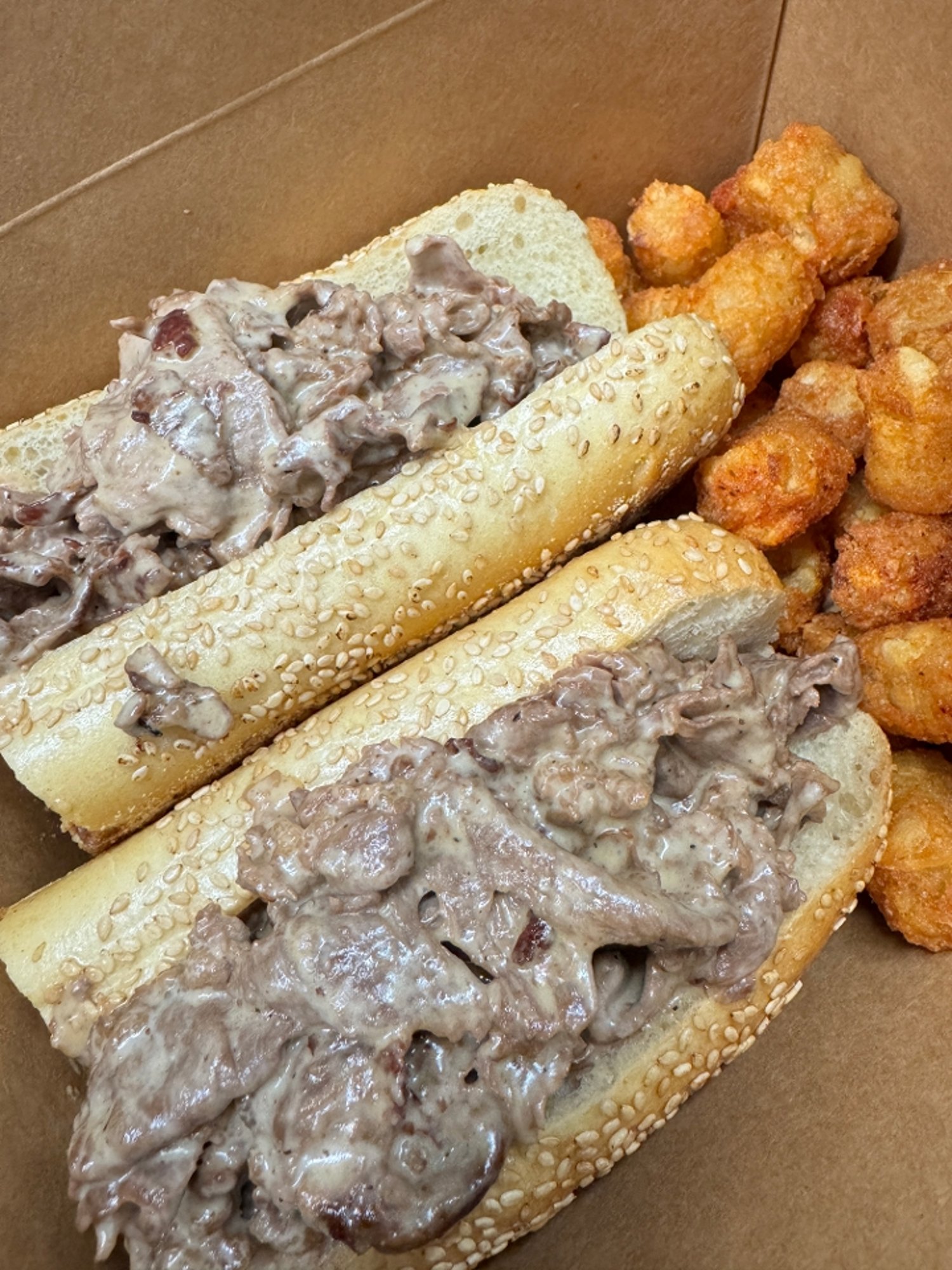 100% RIBEYE CHEESESTEAK