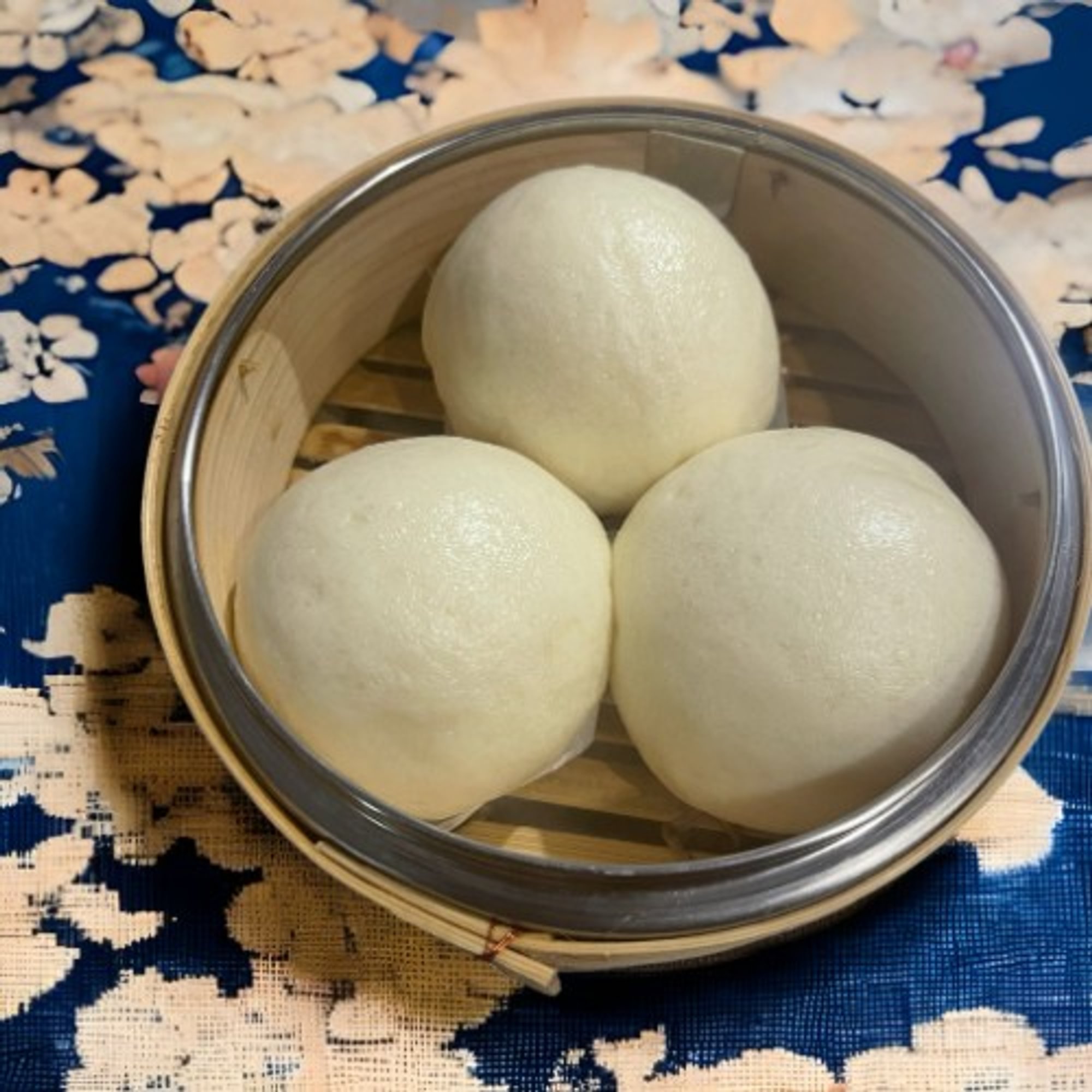 Steamed Custard Bun (3)