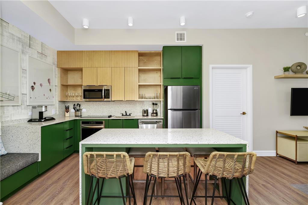 Embassy Suites by Hilton Orlando Sunset Walk Image