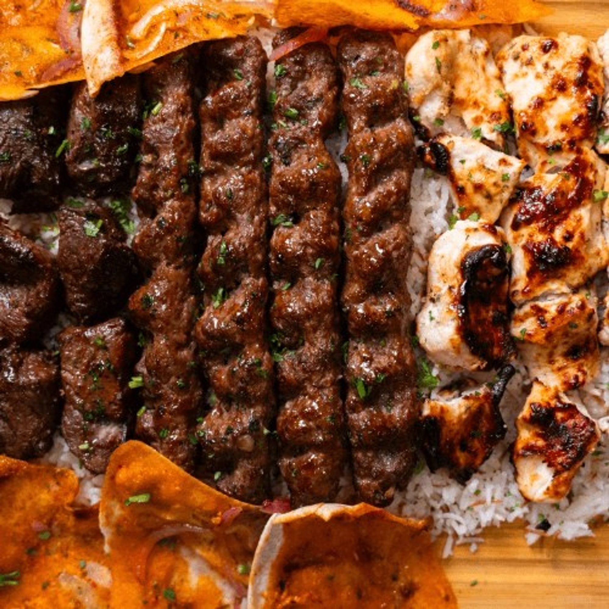 ROYAL MIXED GRILL 