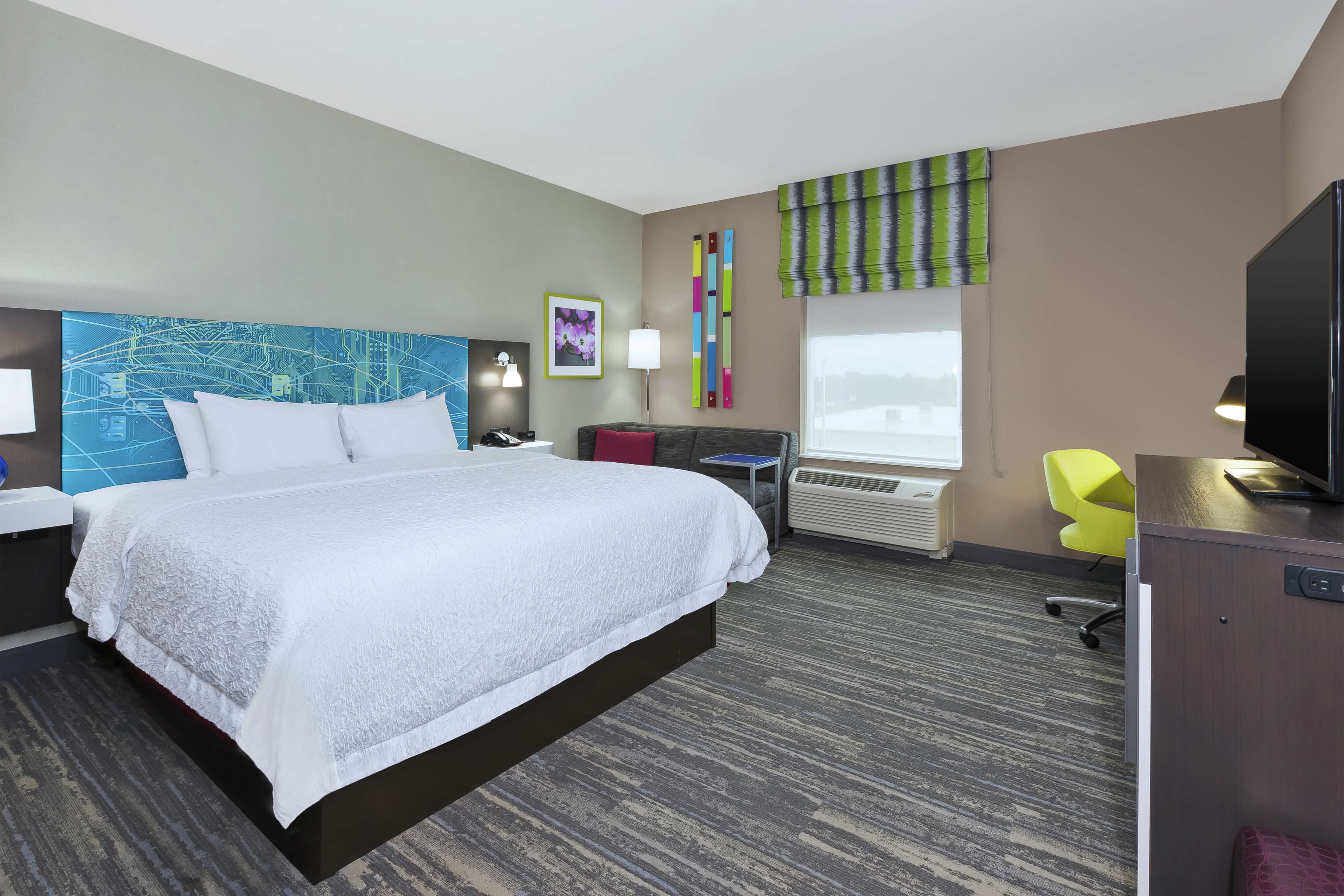 Guest room