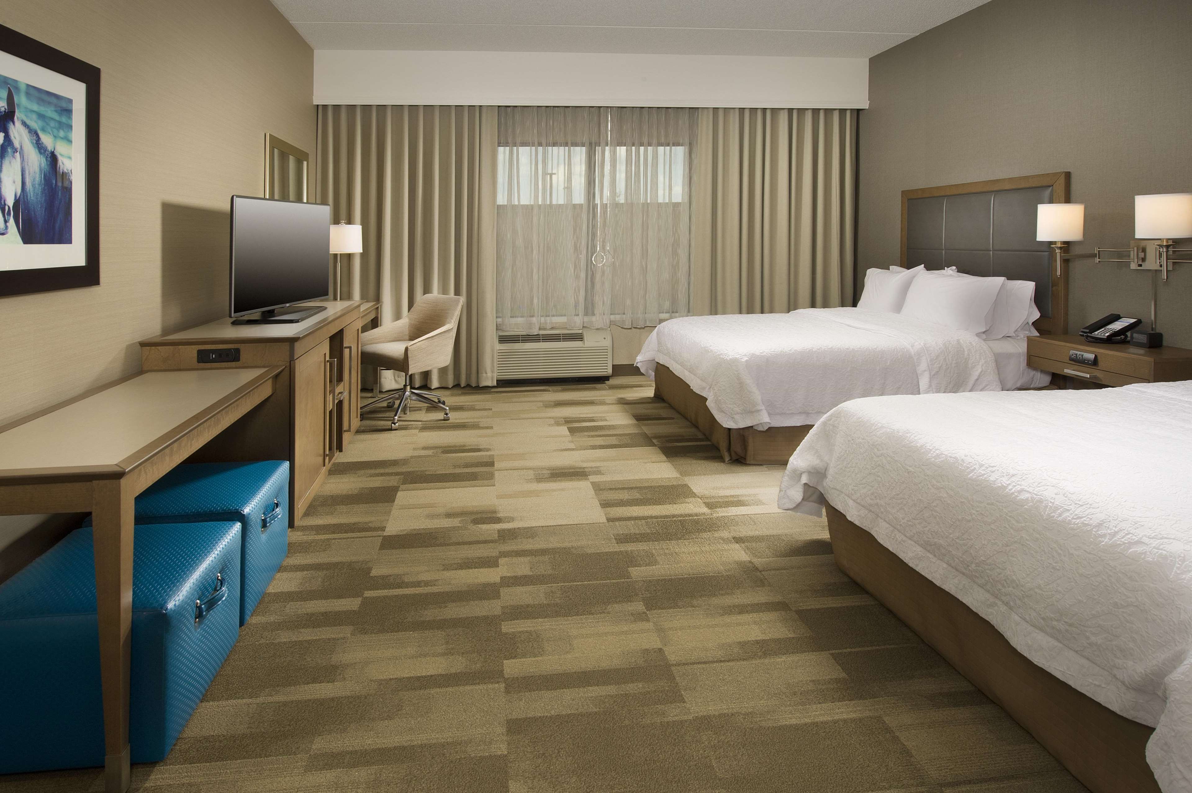 Hampton Inn & Suites Baltimore North/Timonium Photo