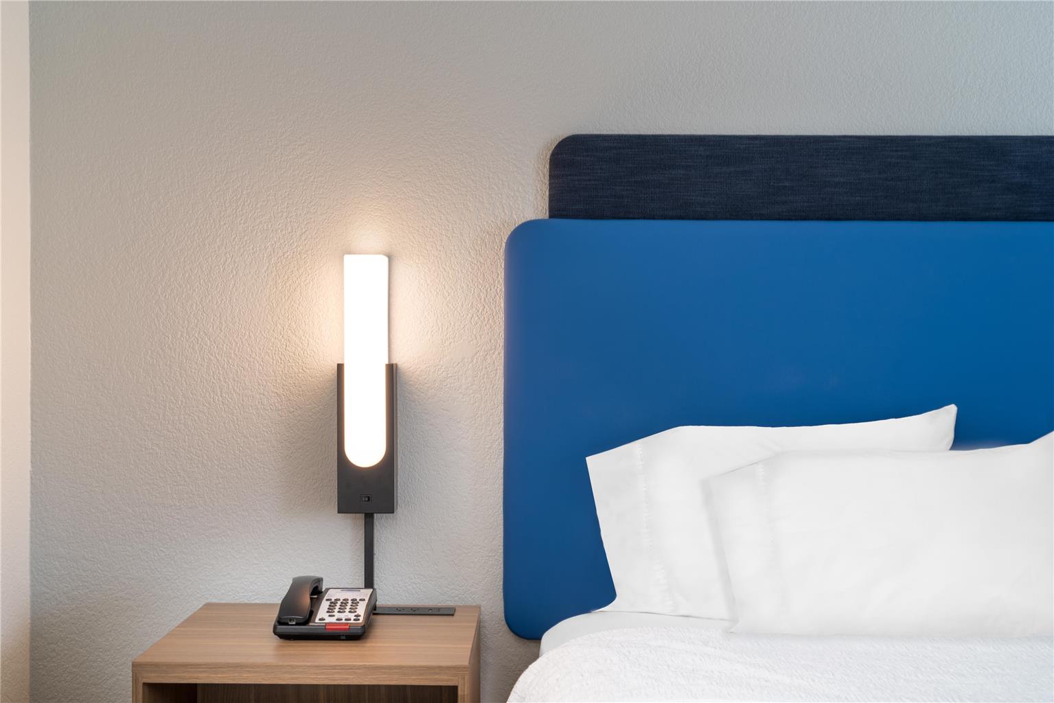 Hampton Inn Marietta Image