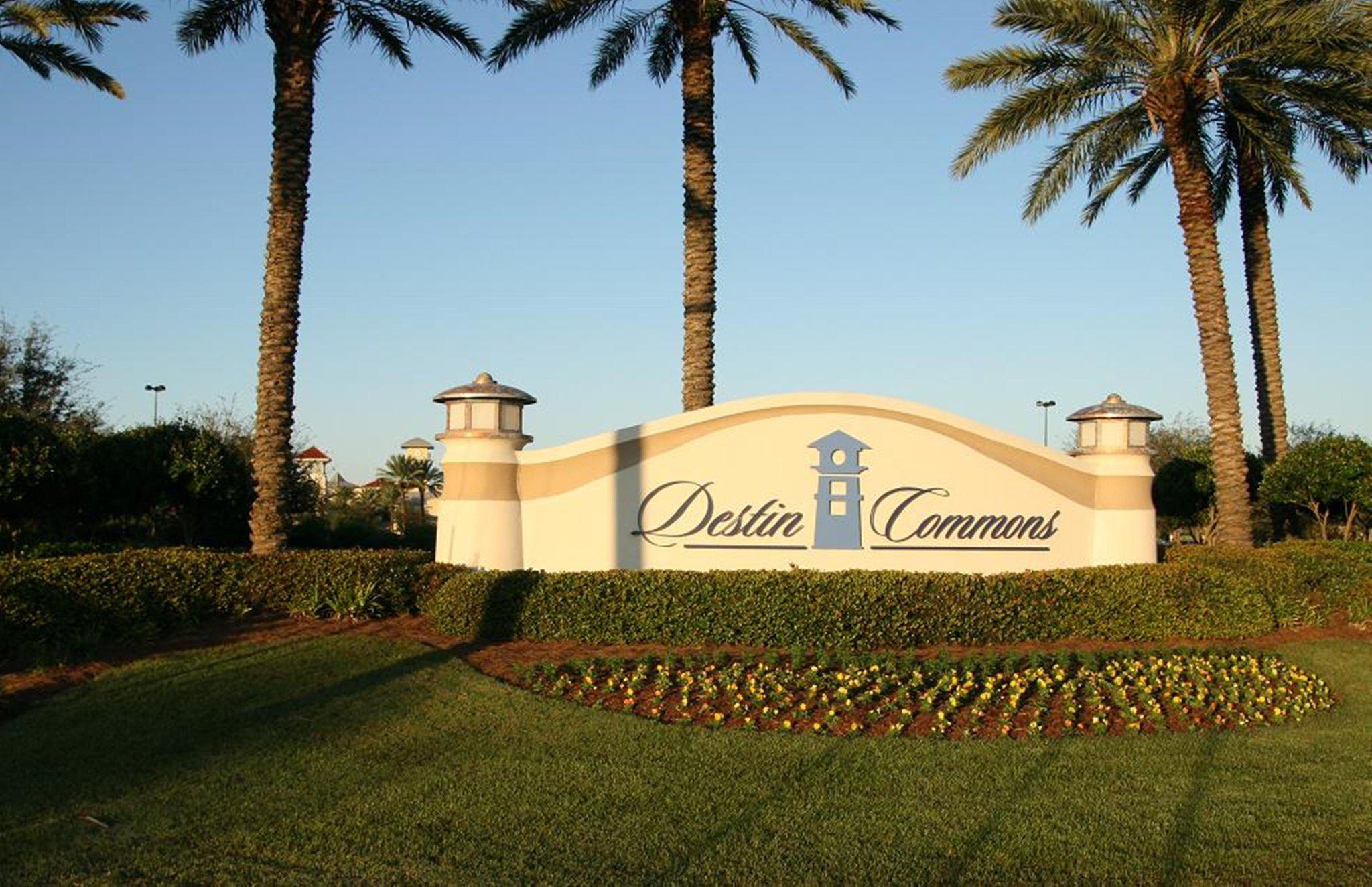 Holiday Inn Express & Suites Destin E - Commons Mall Area Photo