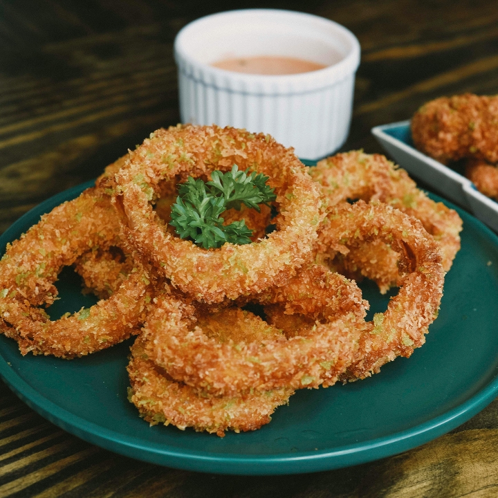 Large Basket of Onion Rings