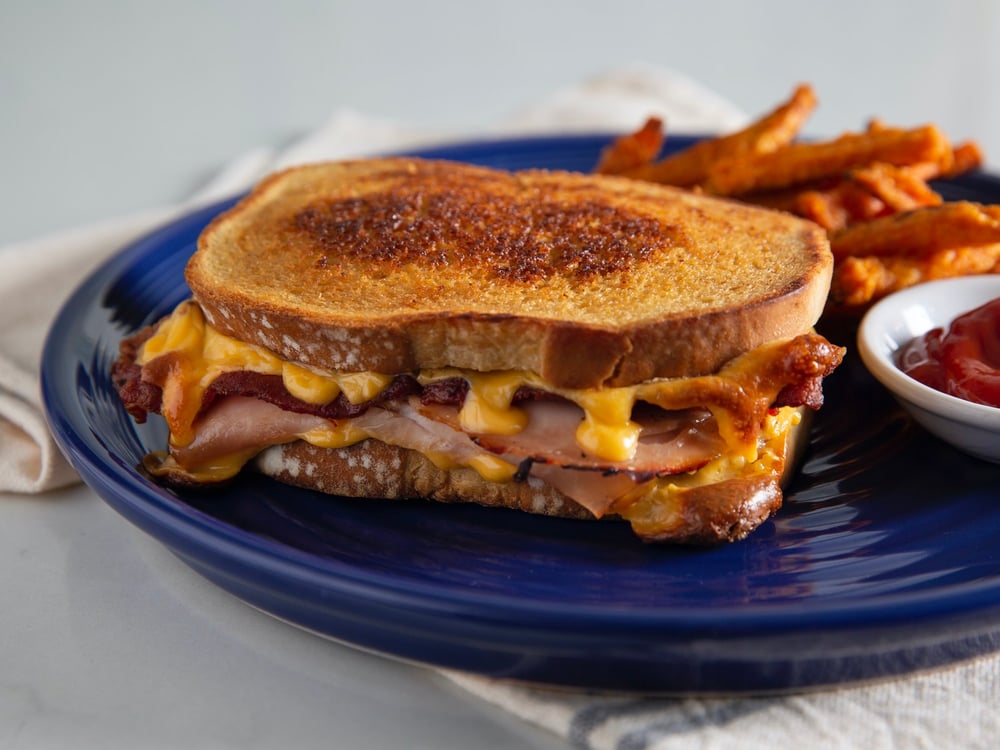 GRILLED CHEESE W/ TURKEY BACON