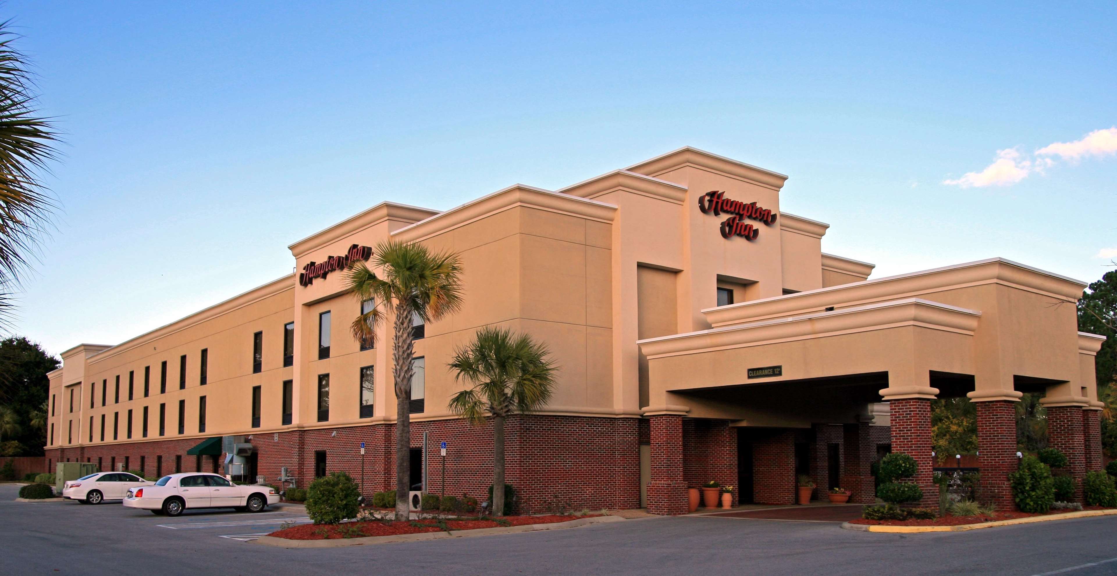 Hampton Inn Panama City Beach 2909 Thomas Drive Panama City Beach, FL
