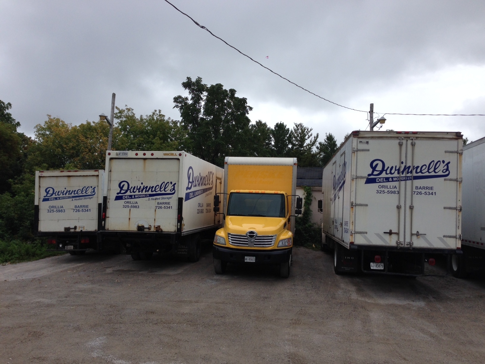 Images Dwinnell's Delivery & Movers Ltd