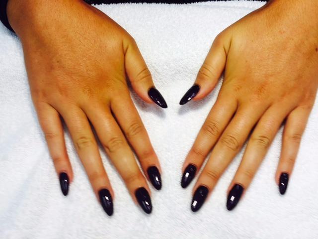 TL Nails & Spa image
