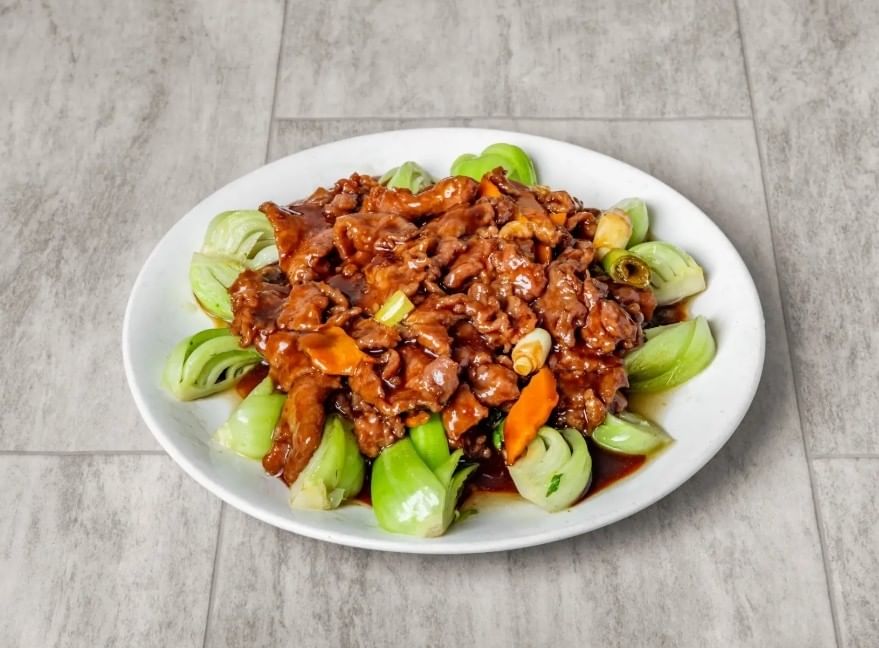 Beef with Chinese green baby cabbage / 牛肉青江菜