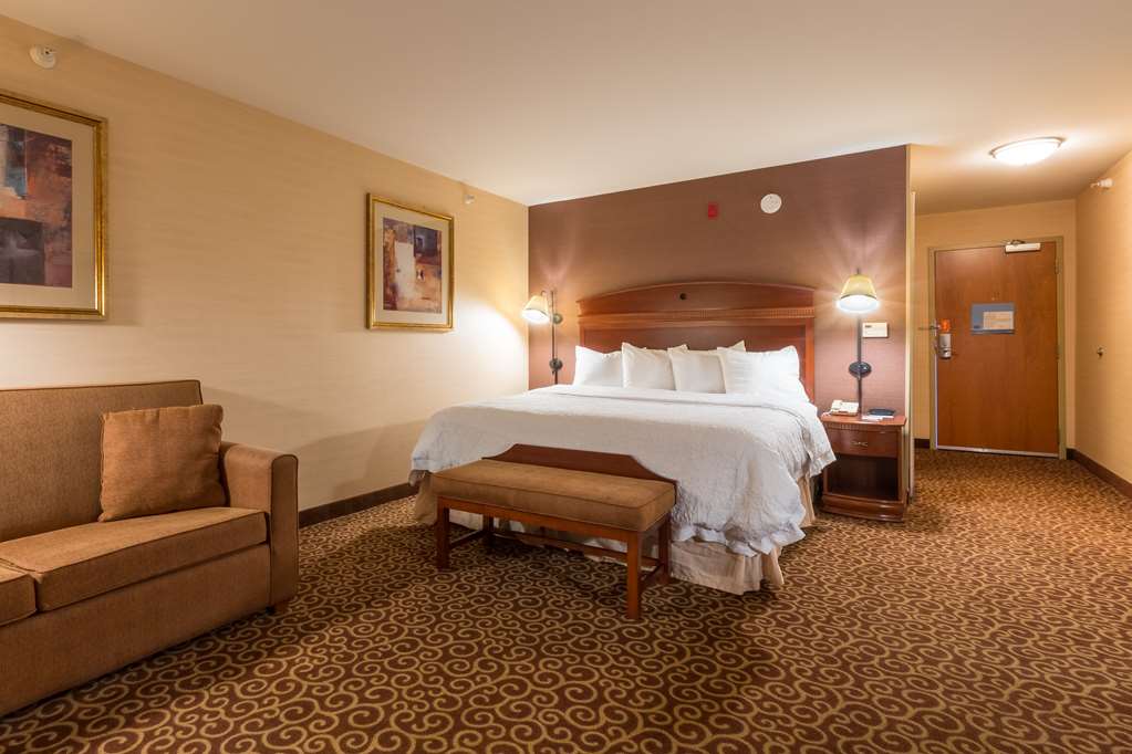 Hampton Inn Goshen Image