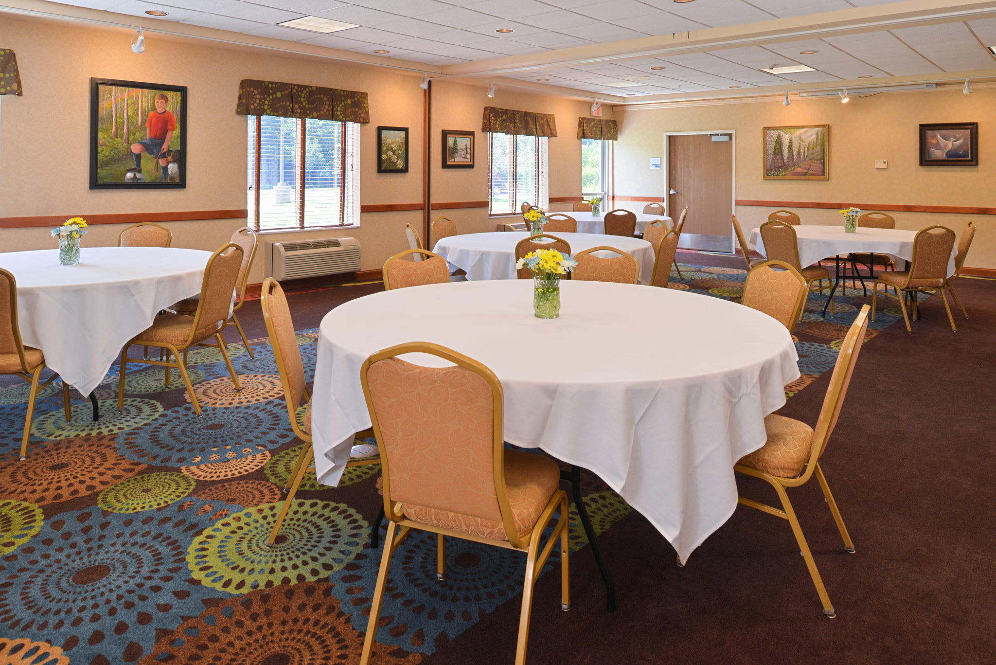 Holiday Inn Express St. Croix Valley Photo