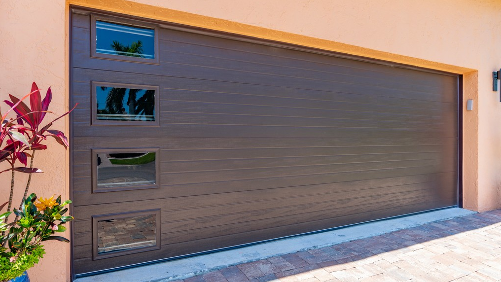 Pueblo Garage DO Image