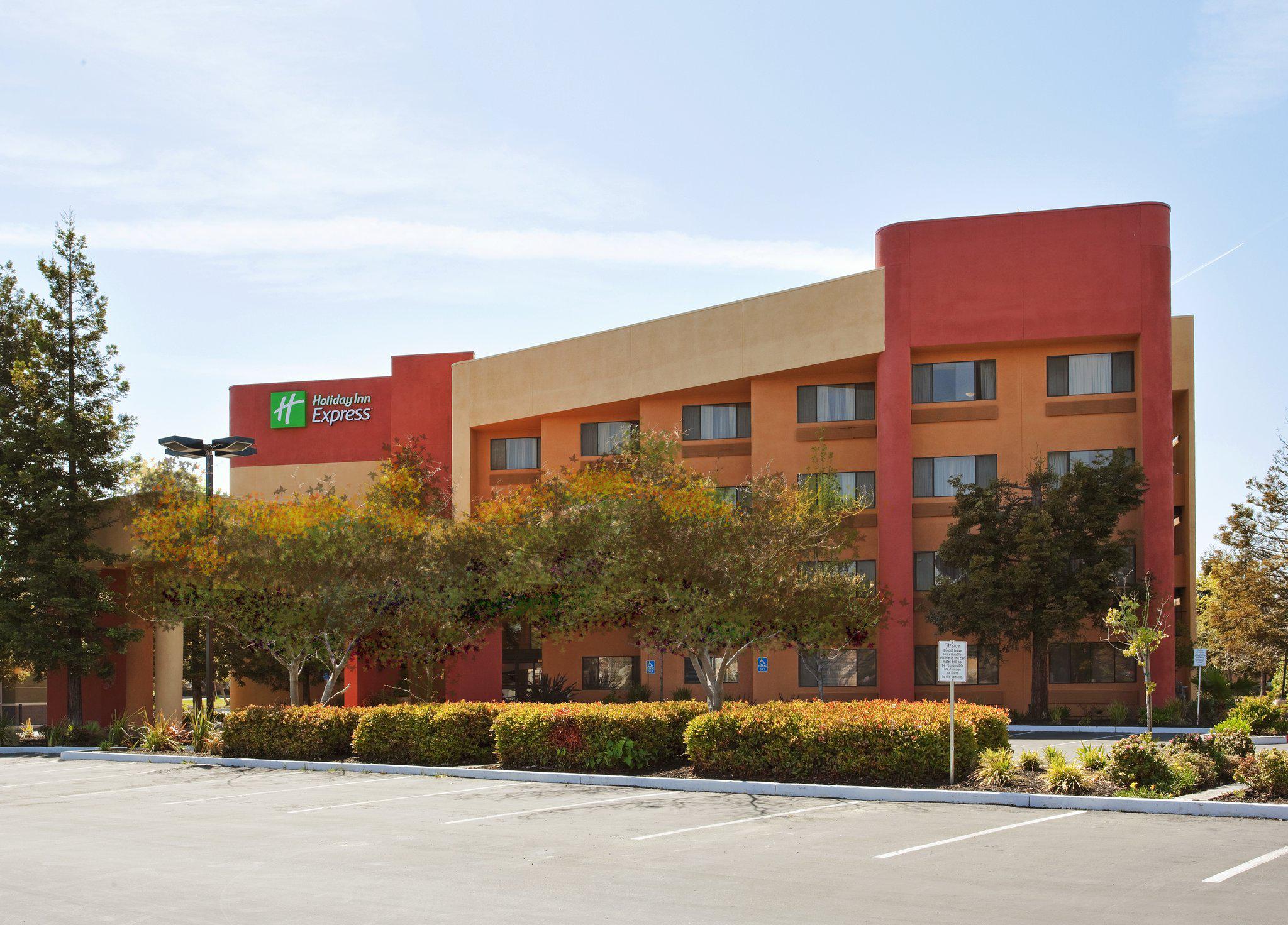 Holiday Inn Express Union City (San Jose) Photo