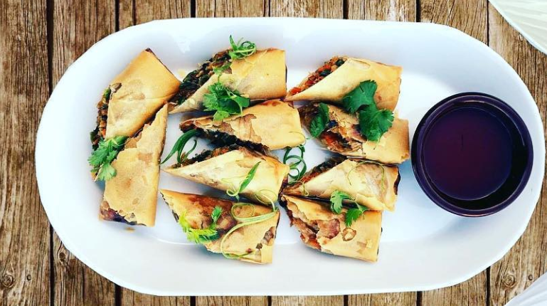 Veg Spring Roll (6)