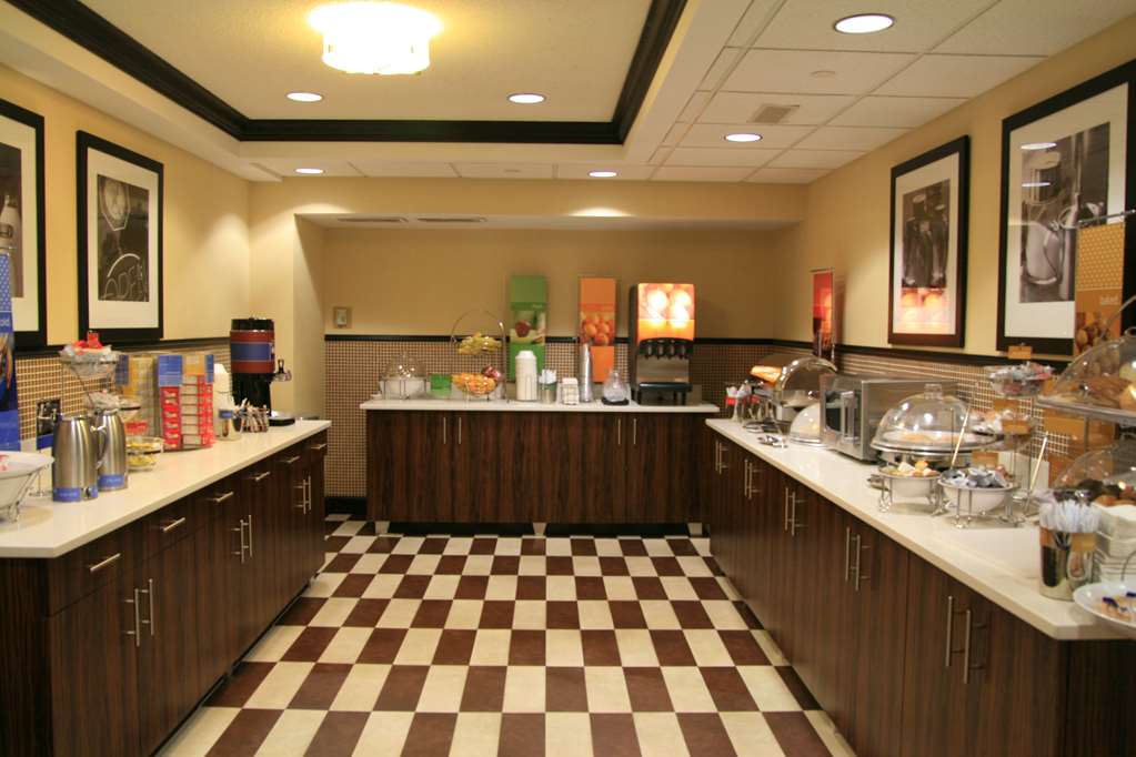 Hampton Inn Olive Branch Image