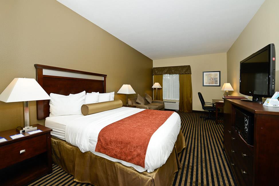 Best Western Plus Prairie Inn Photo