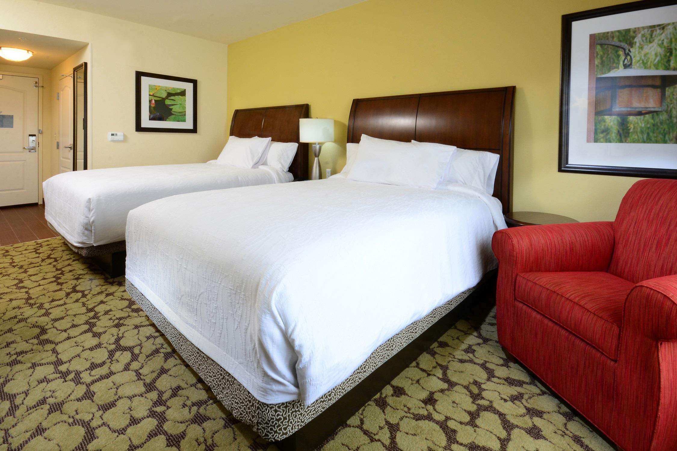 Hilton Garden Inn Greensboro Airport Photo