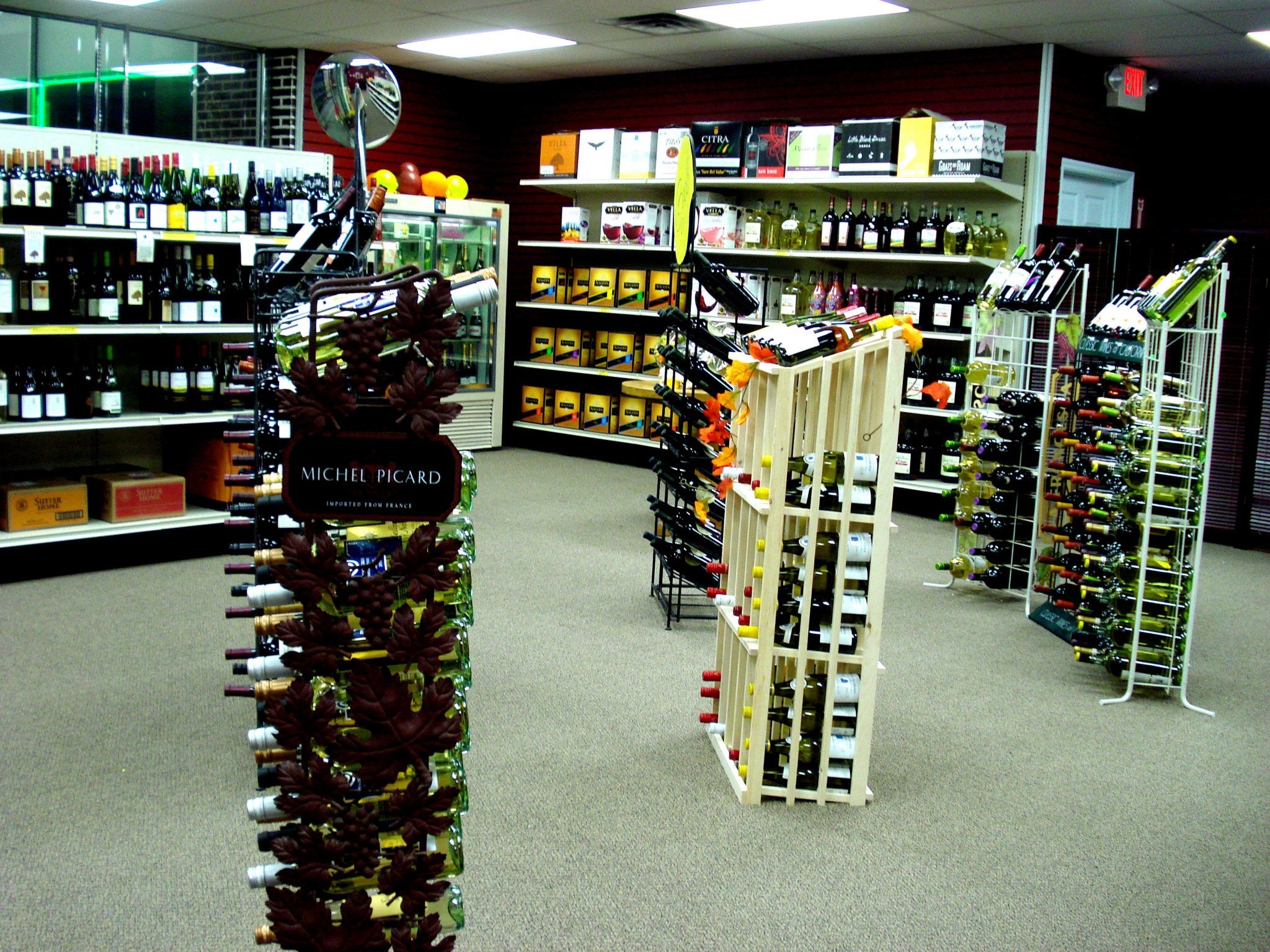 Gartland Wines and Spirits, 704 Freedom Plains Rd, Poughkeepsie, NY