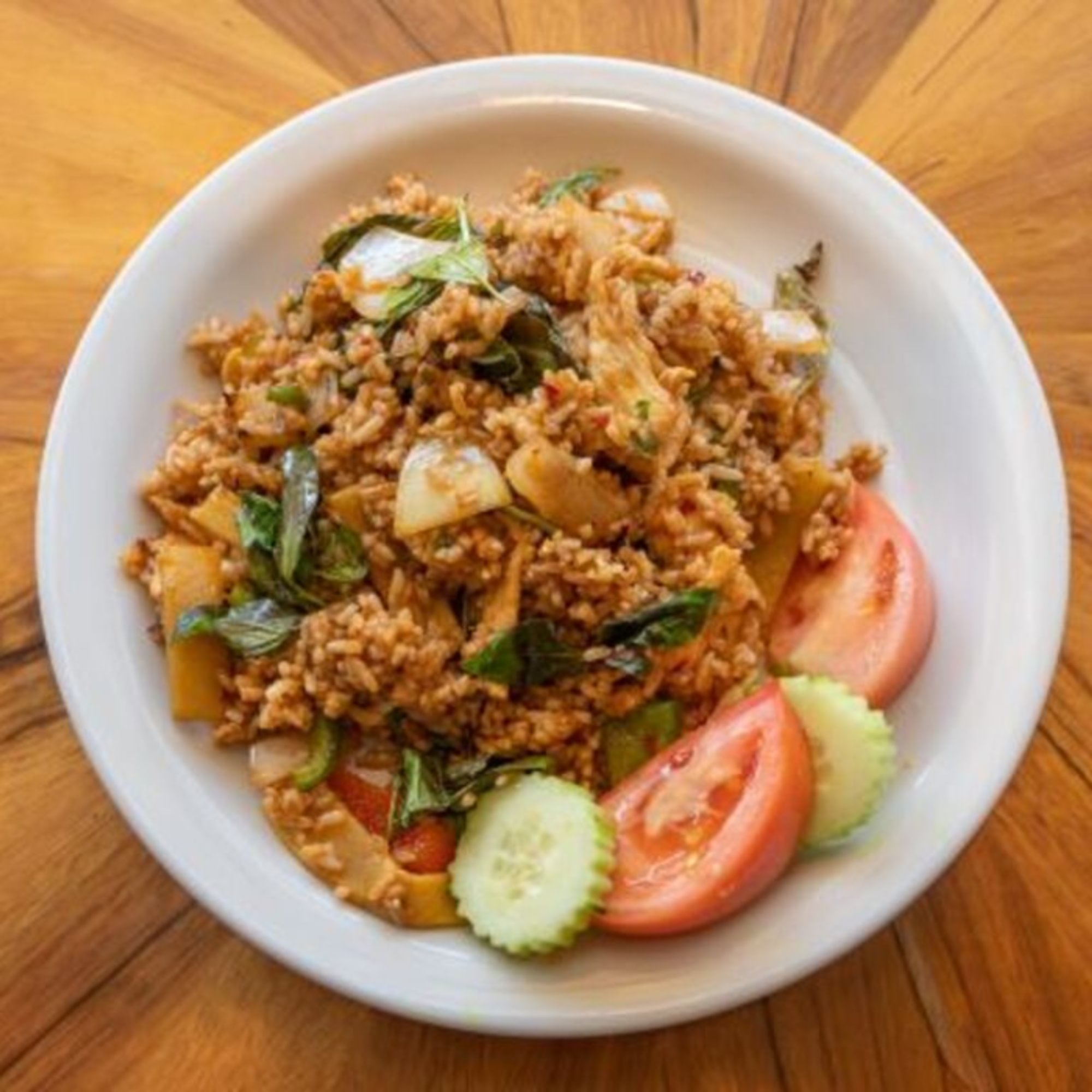 Spicy Thai Fried Rice with Onion, Bamboo and Bell Pepper