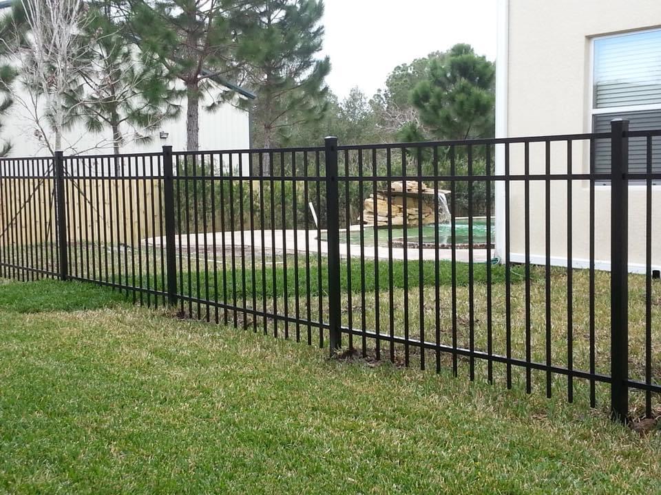Dynamite Fence Tampa Image