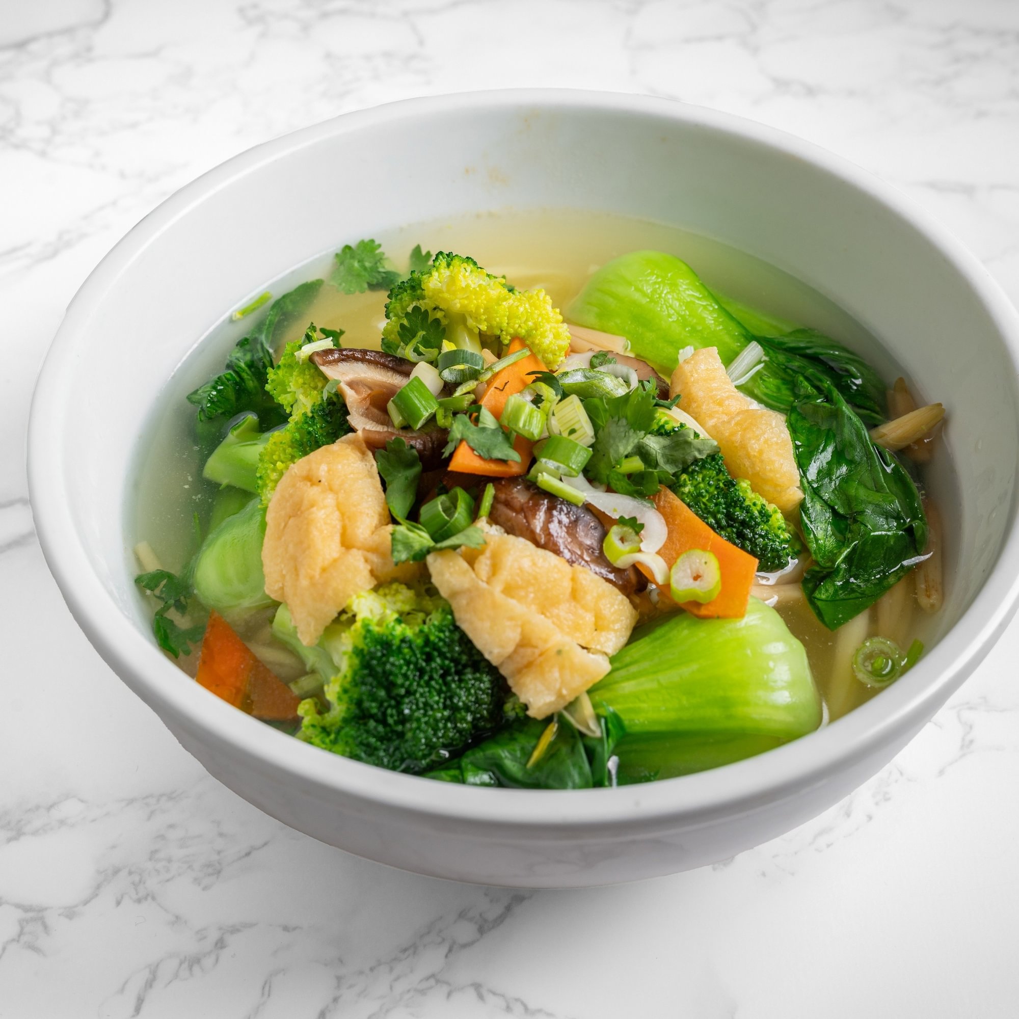 什锦素汤面 / Vegetable Noodle Soup