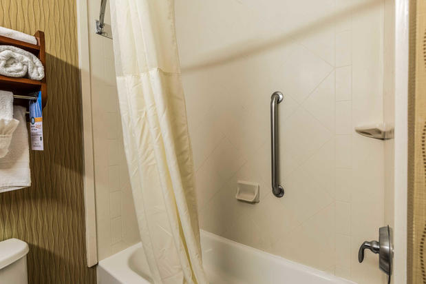 Images Quality Inn
