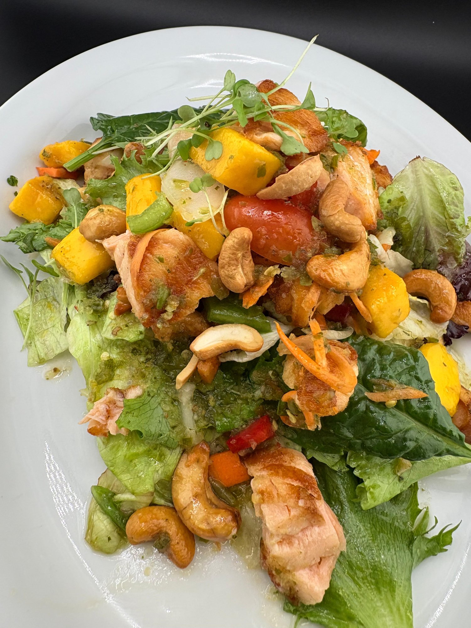 Salmon mango salad