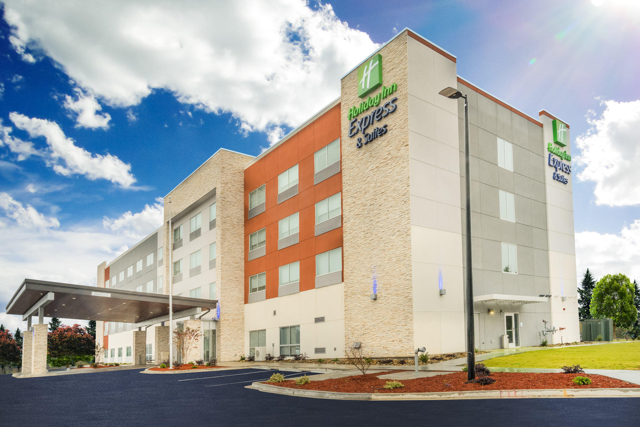 Holiday Inn Express & Suites Greenville SE - Simpsonville Photo