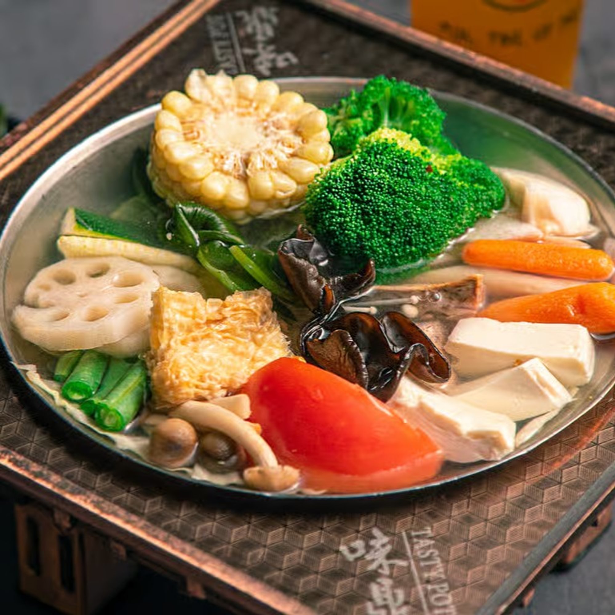 Healthy Veggie Hot Soup / 蔬菜豆腐鍋