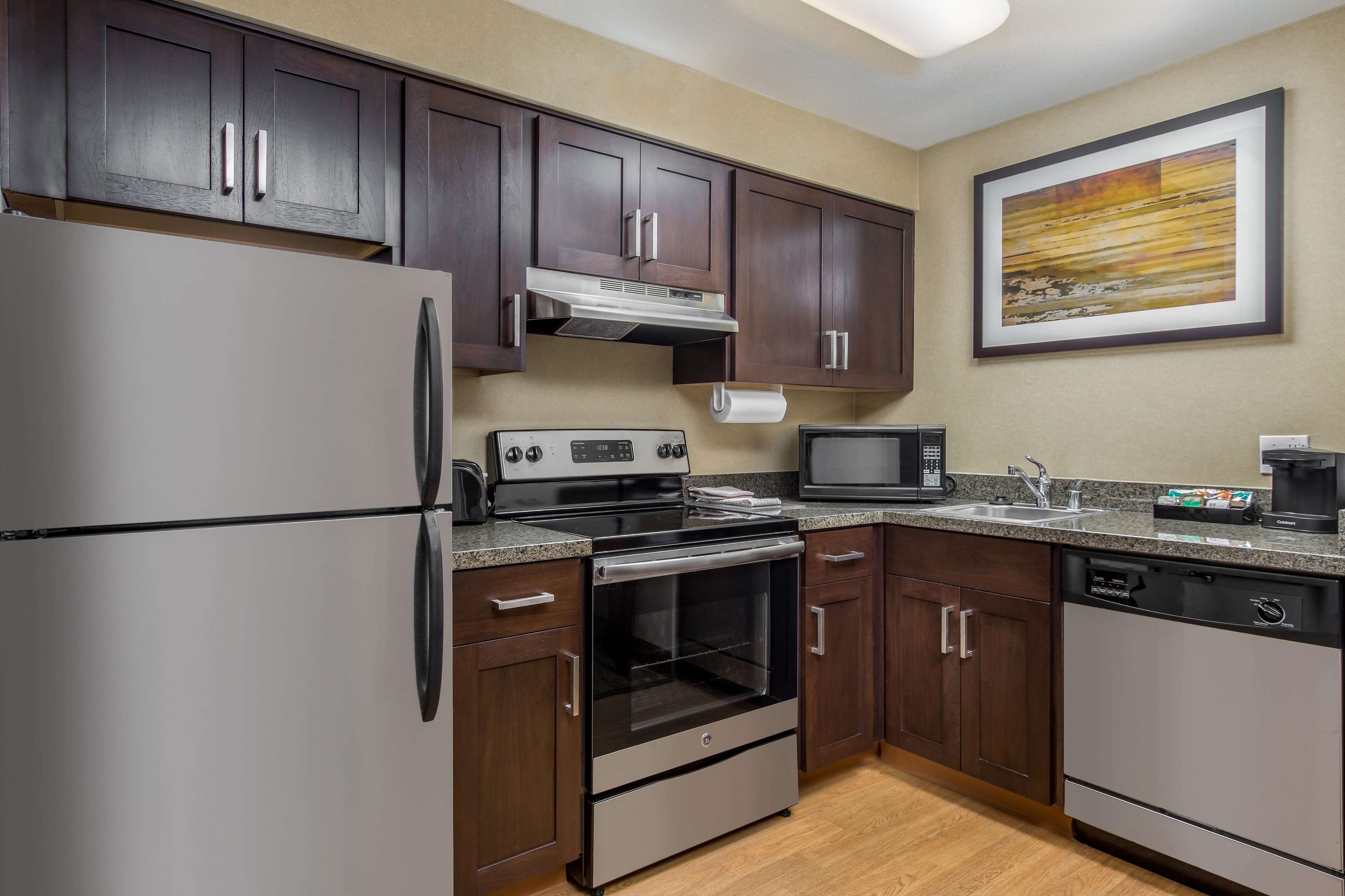 Homewood Suites by Hilton Newark-Fremont Photo