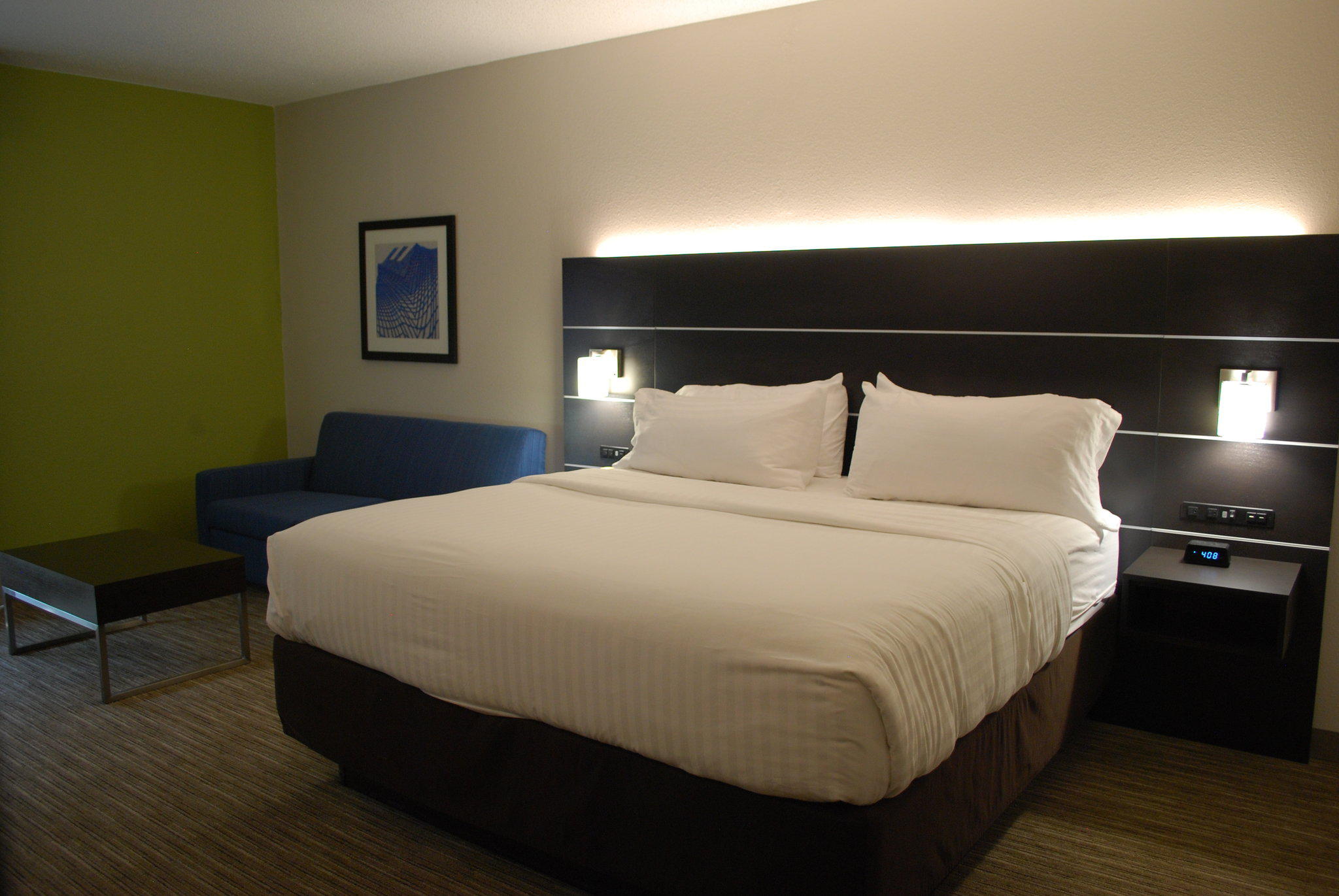 Holiday Inn Express & Suites Kingsport-Meadowview I-26 Photo