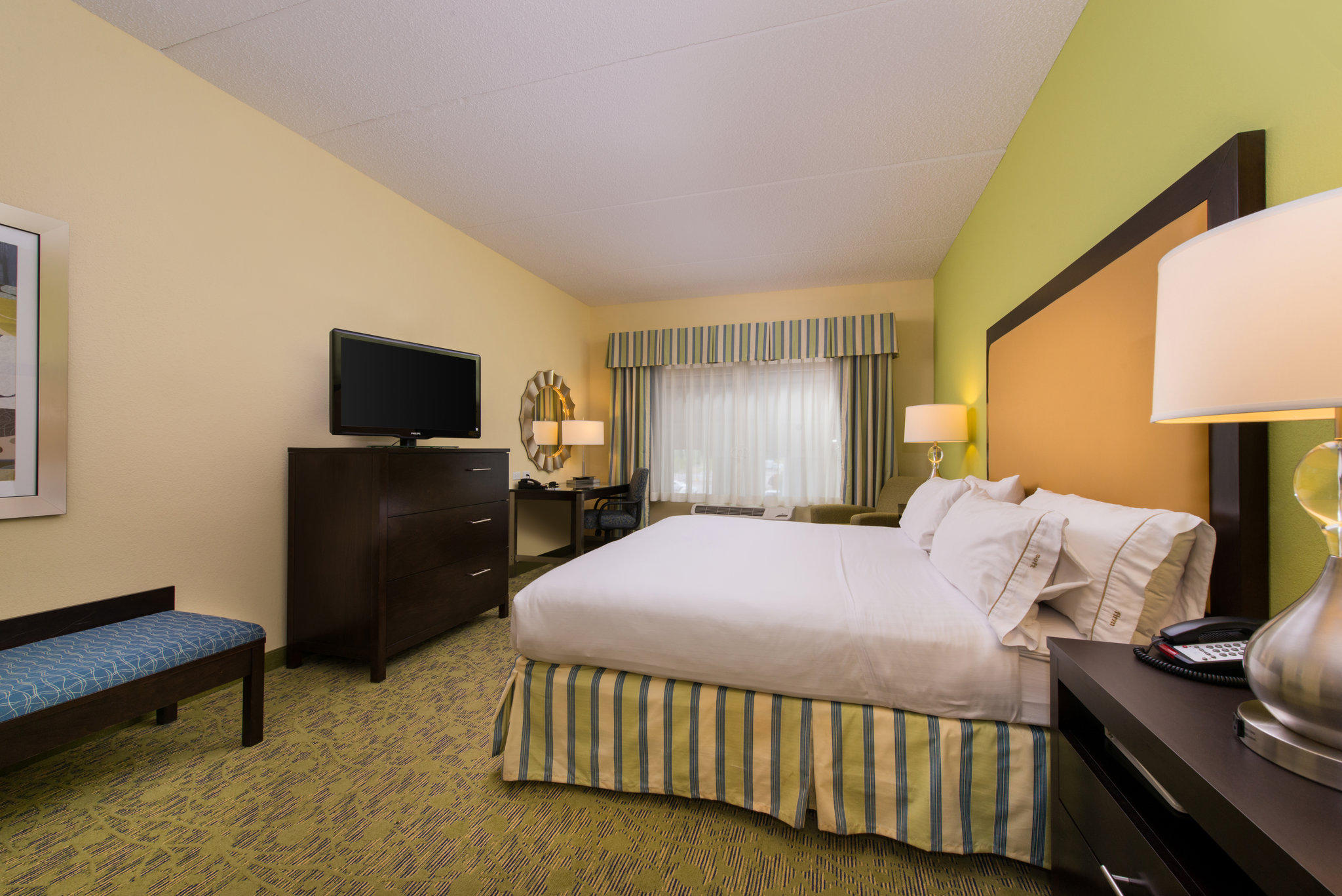 Holiday Inn Express & Suites Dickson City - Scranton Photo