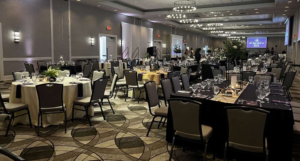 Hilton Greenville Image