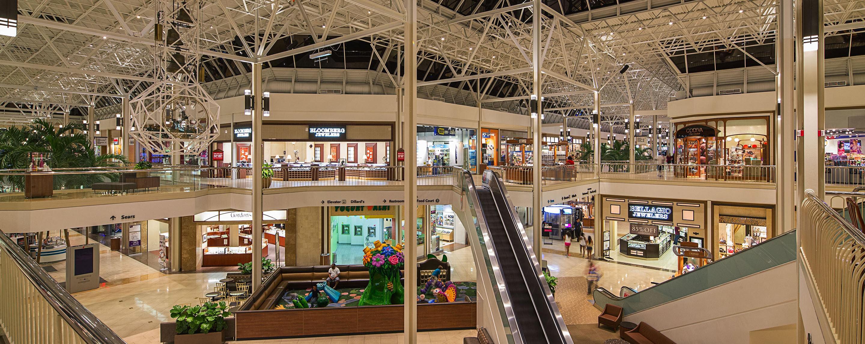 Hulen Mall Photo