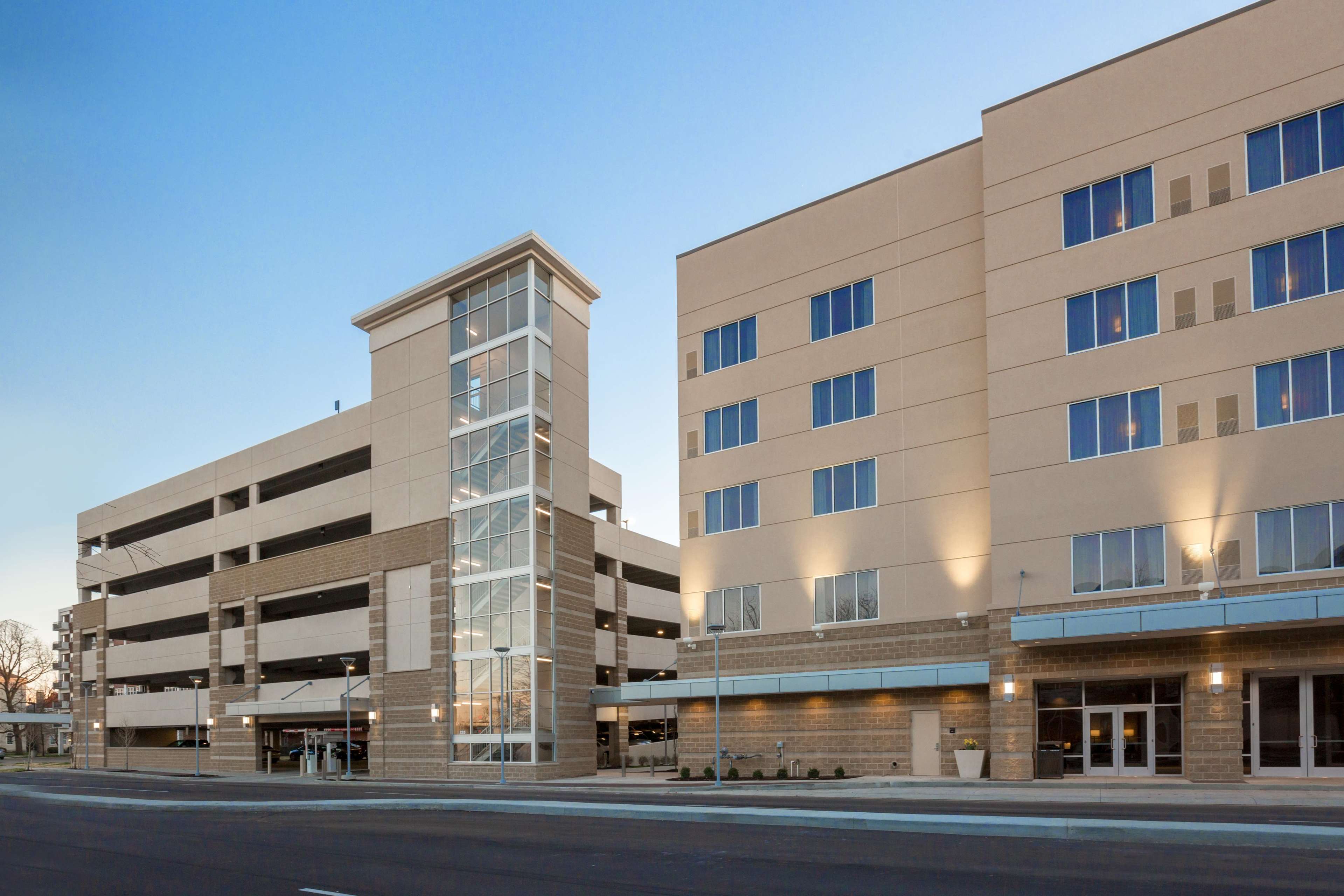 DoubleTree by Hilton Evansville Photo