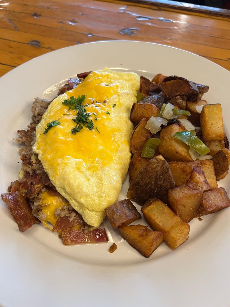 BACON & CHEESE OMELET