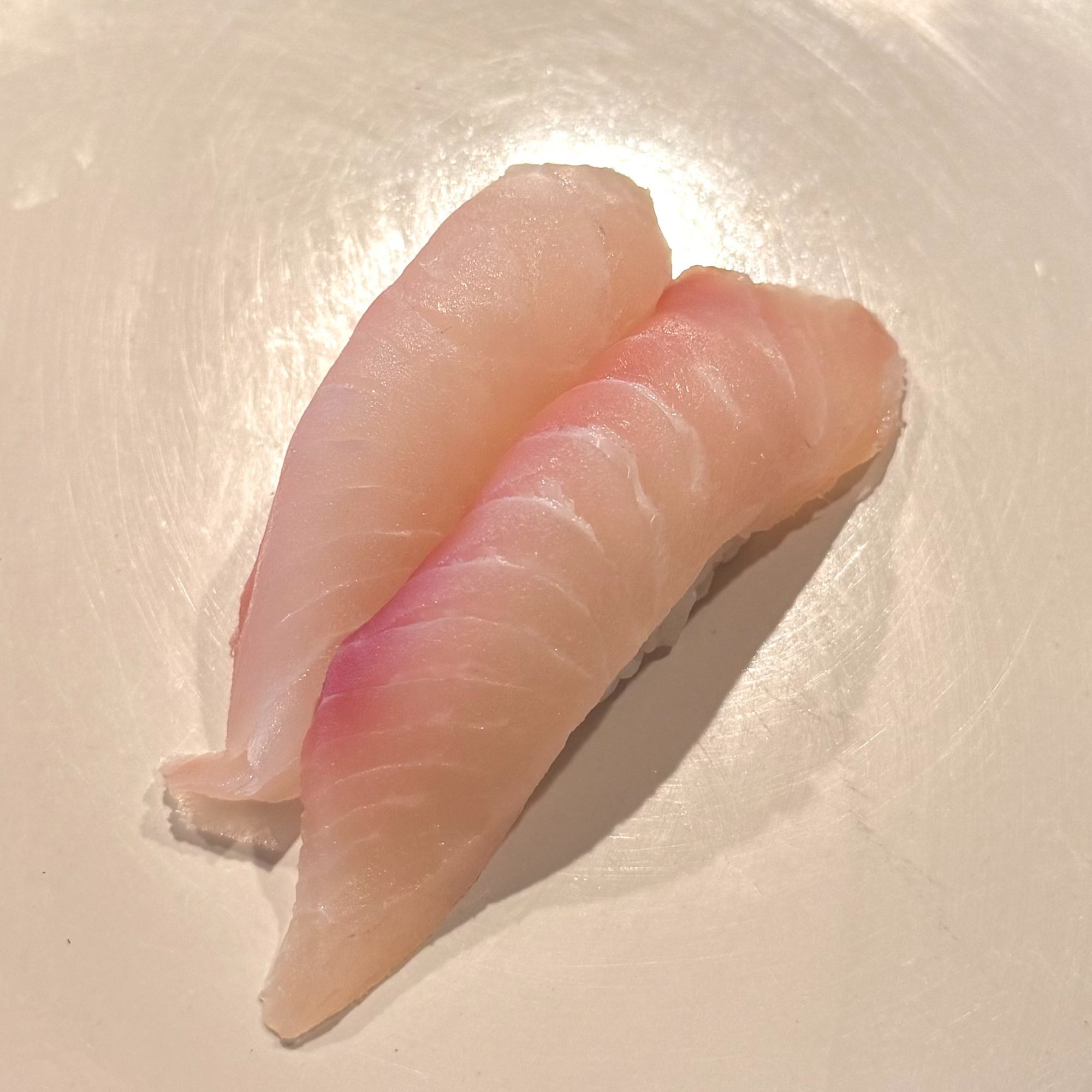 Red snapper sushi (2pcs) / sashimi (3pcs)