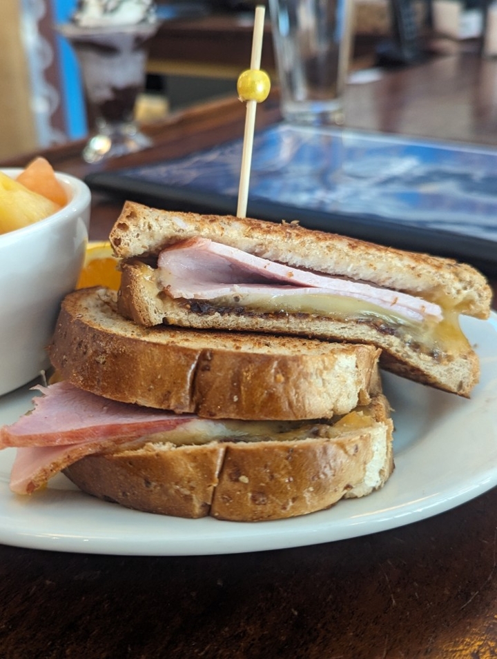 Fig, Ham & Gouda