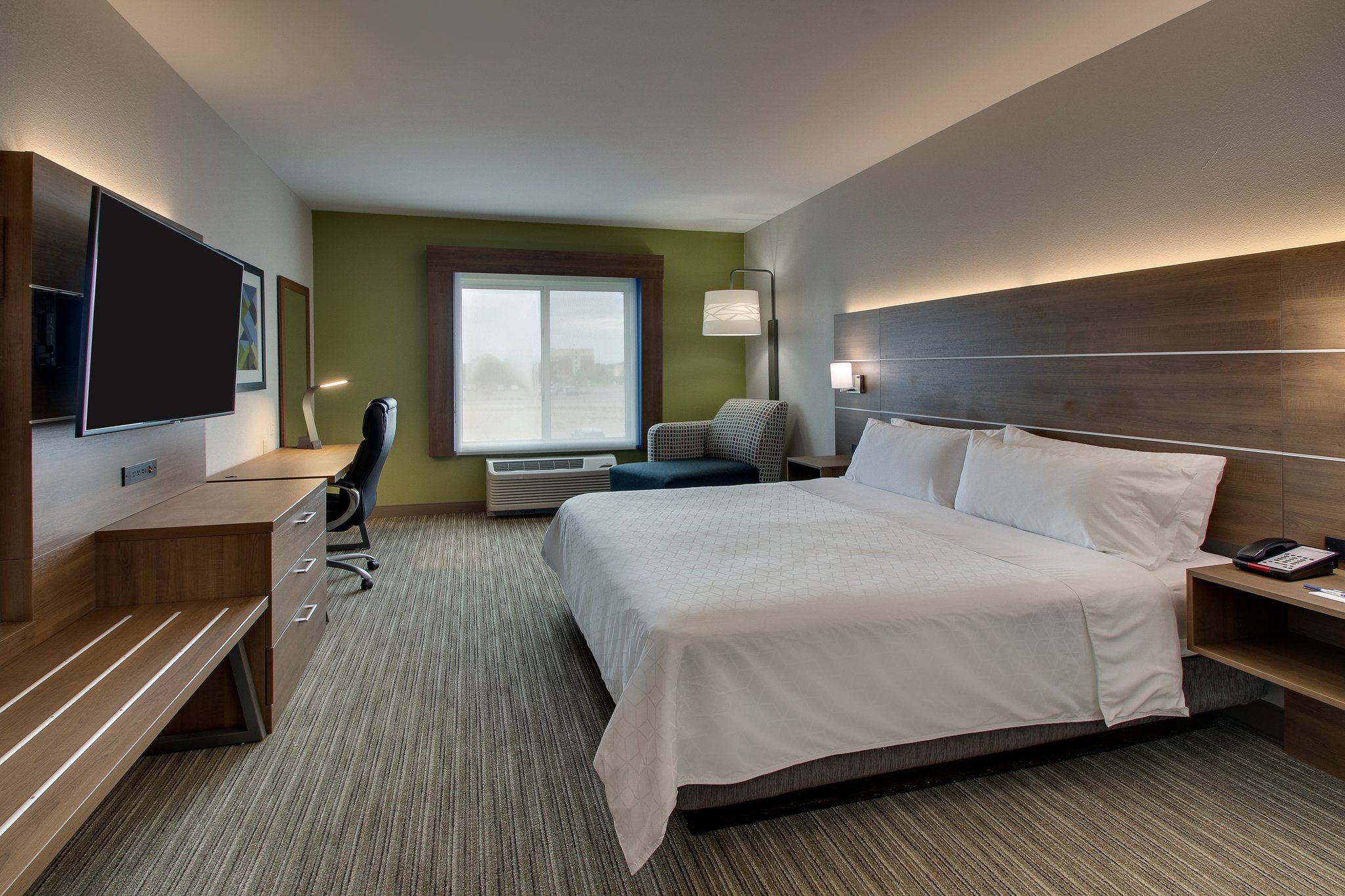 Holiday Inn Express & Suites Chicago North-Waukegan-Gurnee by IHG Image