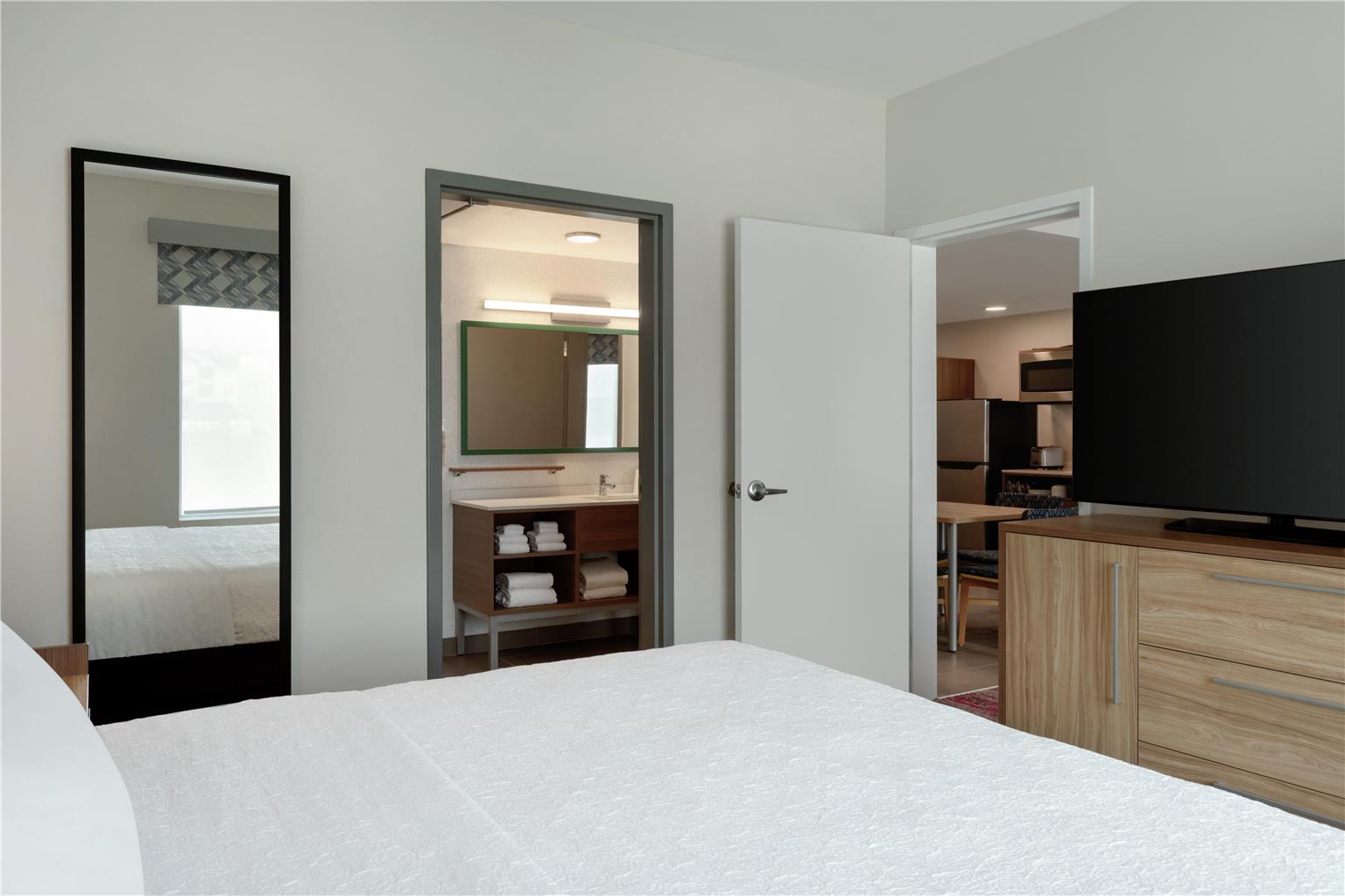 Home2 Suites by Hilton Denton Image