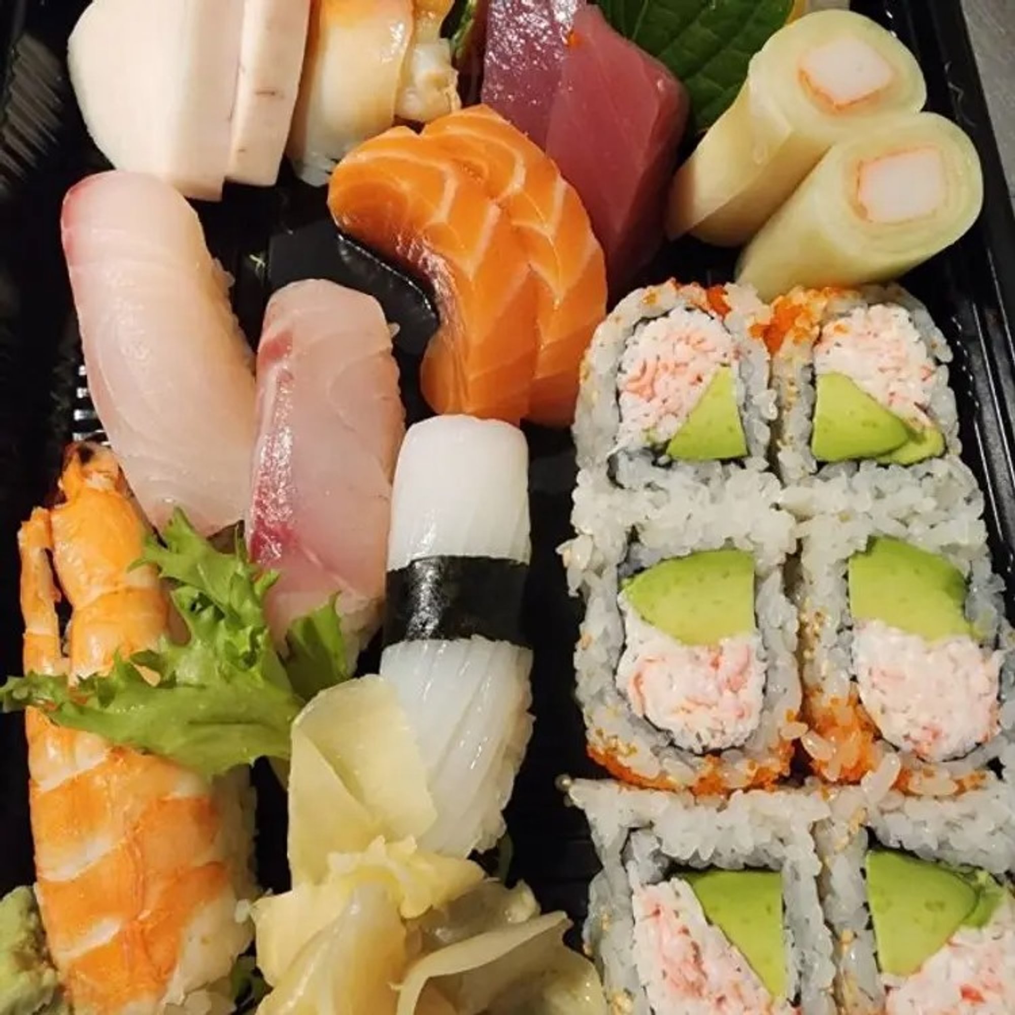 Sushi & Sashimi Combo