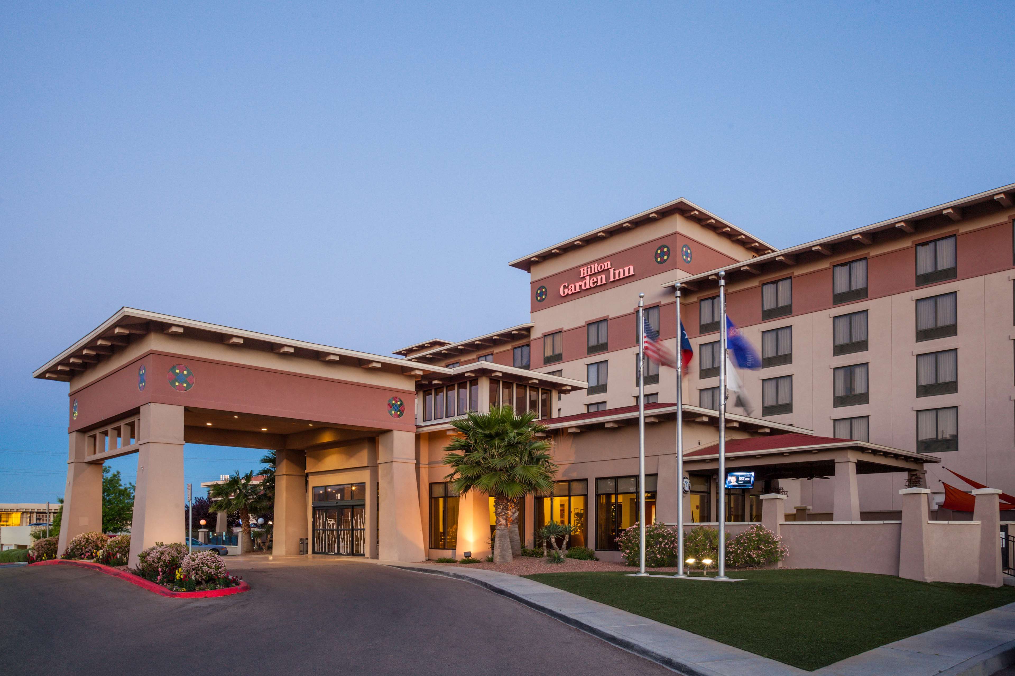 Hilton Garden Inn El Paso / University 111 West University Avenue El Paso, TX Hotels & Motels