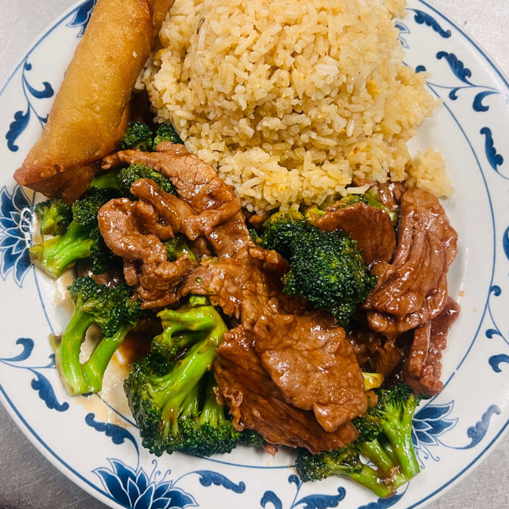 15. Beef with Broccoli (Lunch Special)