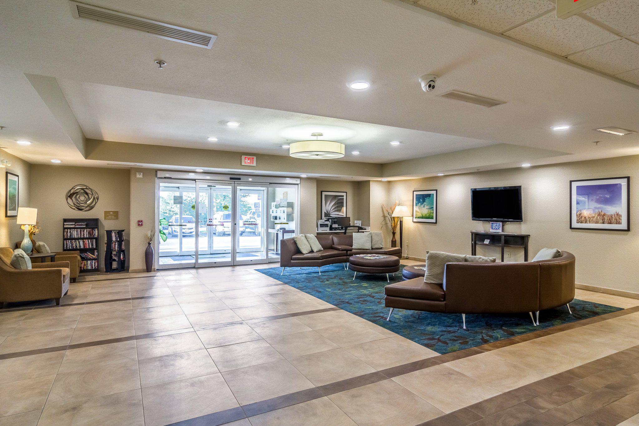 Candlewood Suites Jacksonville East Merril Road Photo