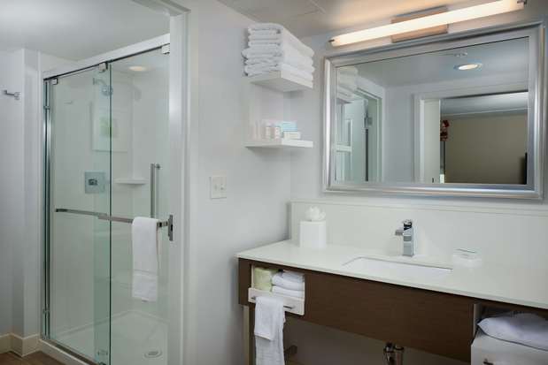 Images Hampton Inn & Suites Phoenix/Scottsdale on Shea Boulevard