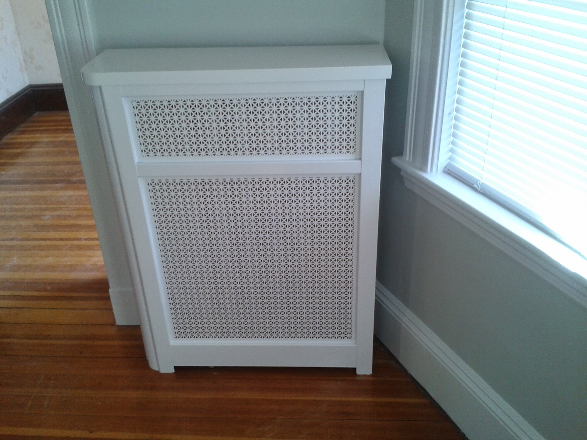 DC Radiator Covers Image