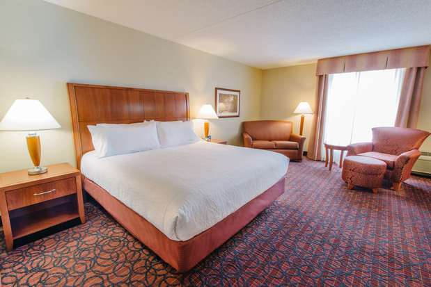 Images Hilton Garden Inn Manchester Downtown