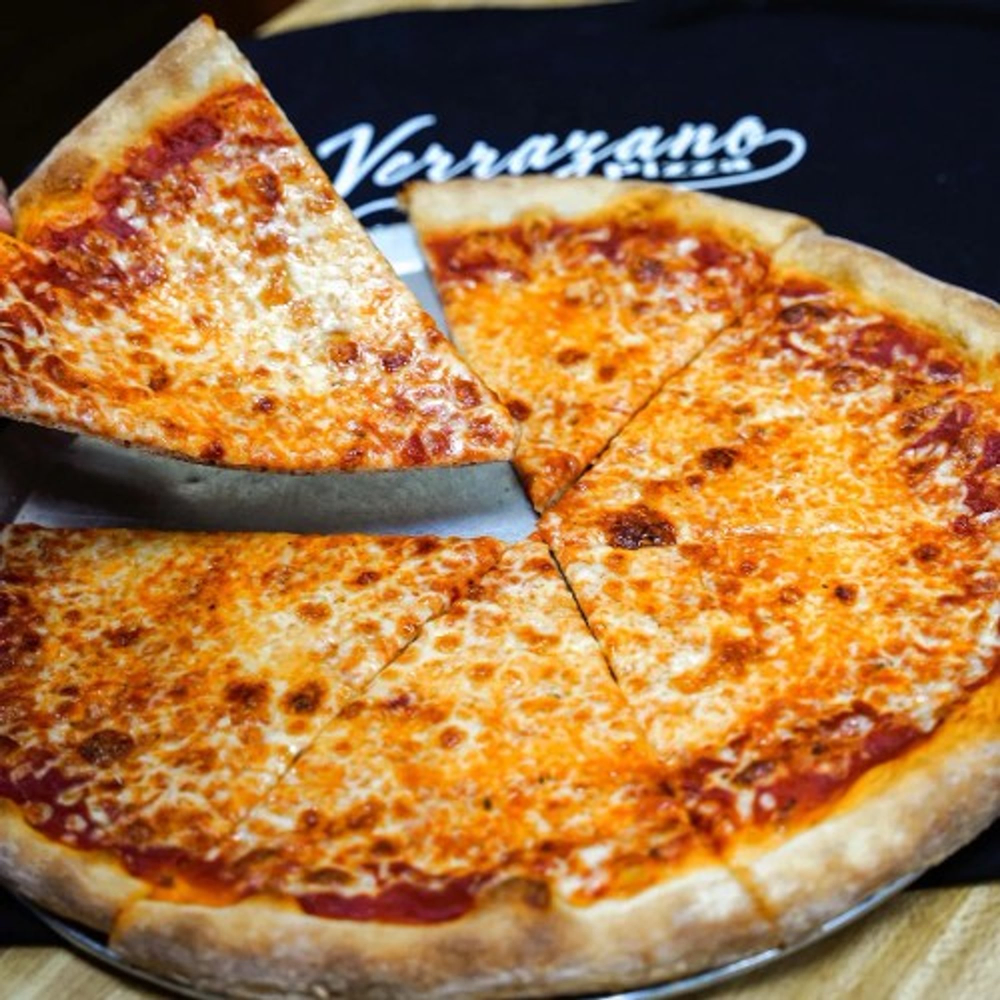Pizza (14" Medium)