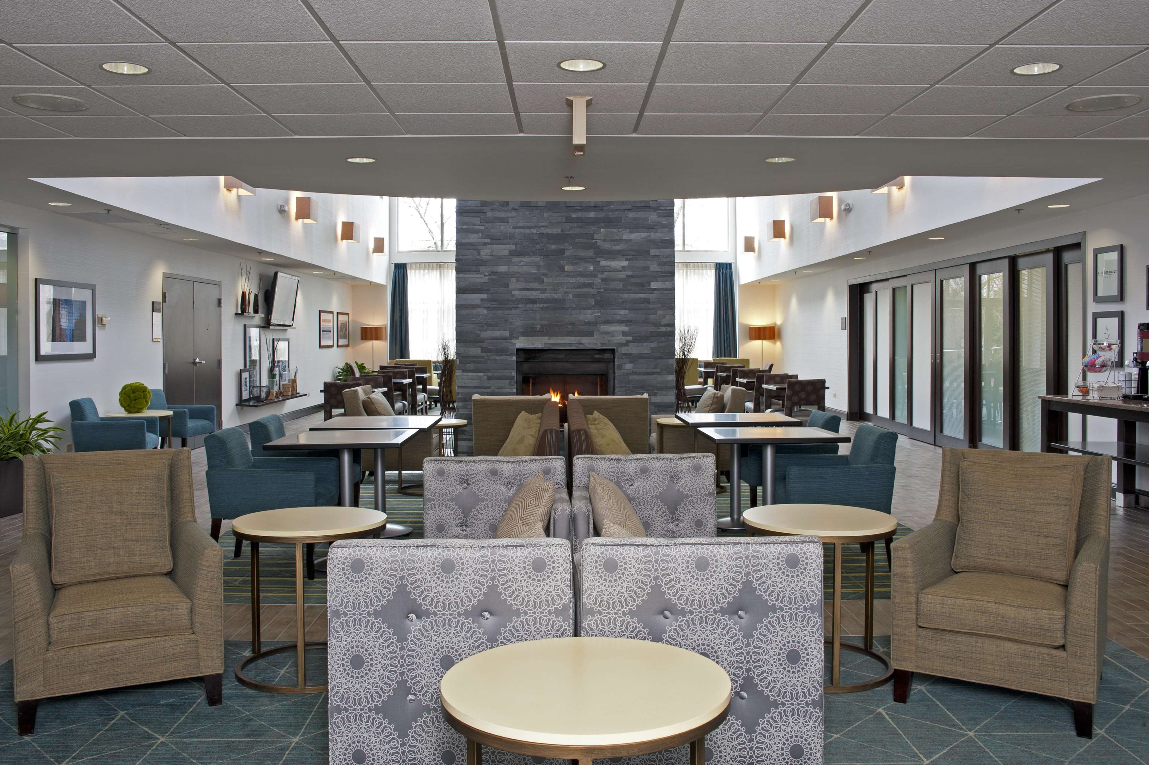 Hampton Inn & Suites Chicago/Lincolnshire Photo